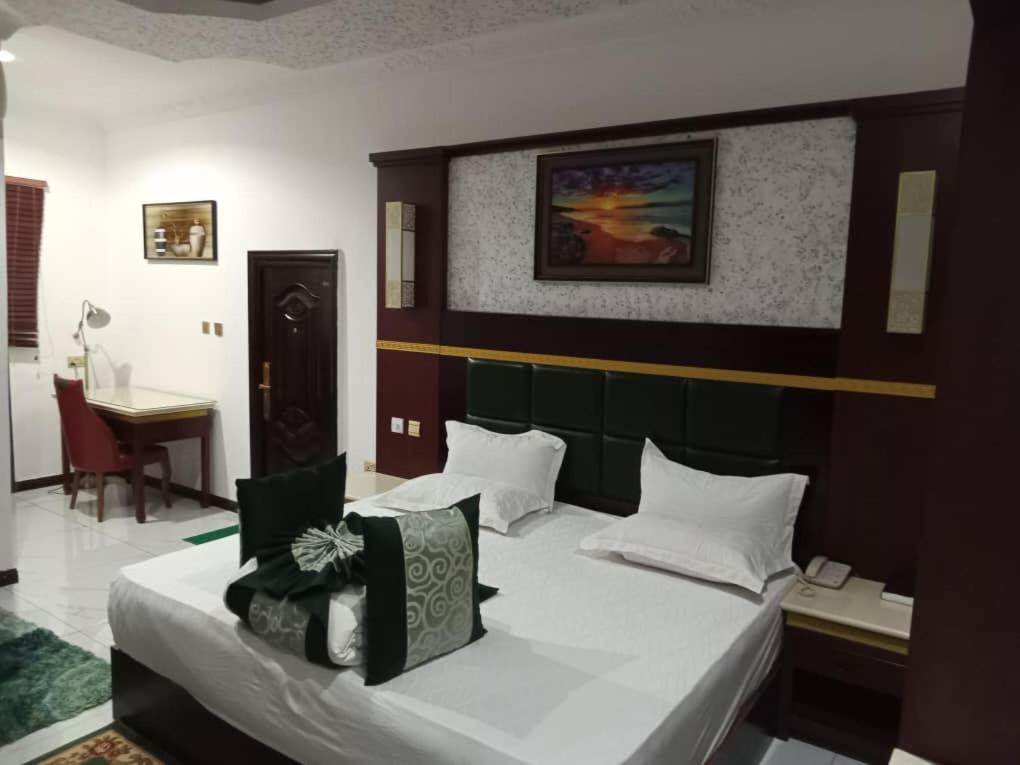 Dellagio Hotel Wa Ngoại thất bức ảnh